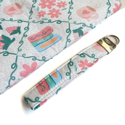 Picnic Keychain Wristlet