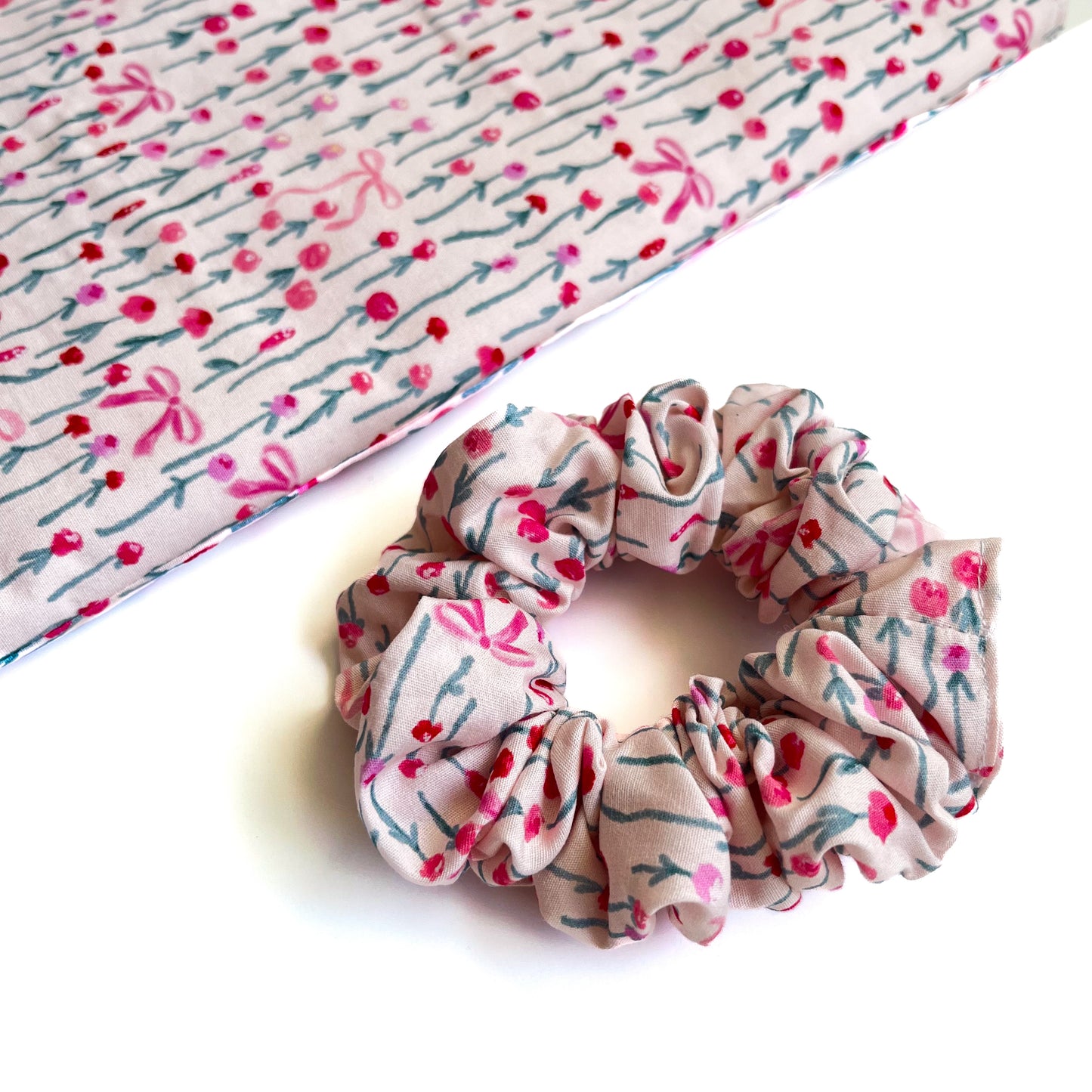 Tulips Scrunchie