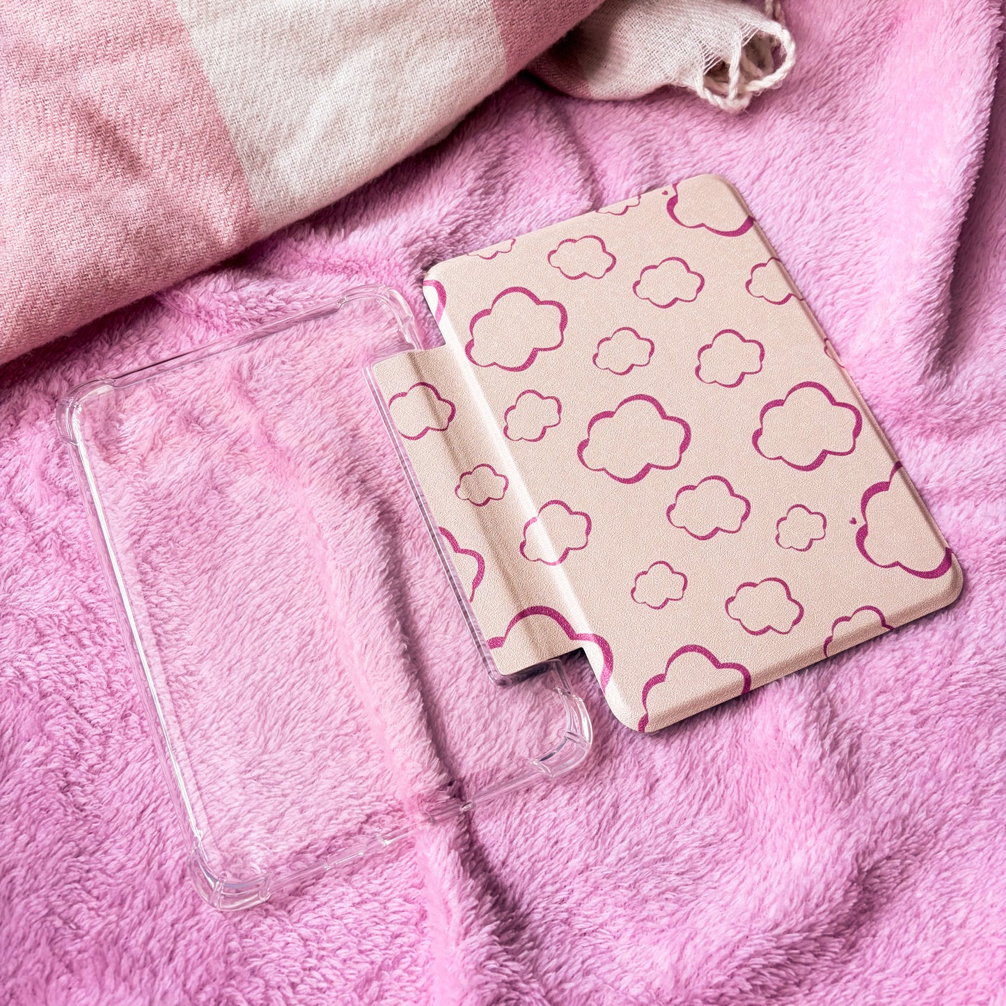 Cloud Kindle Case