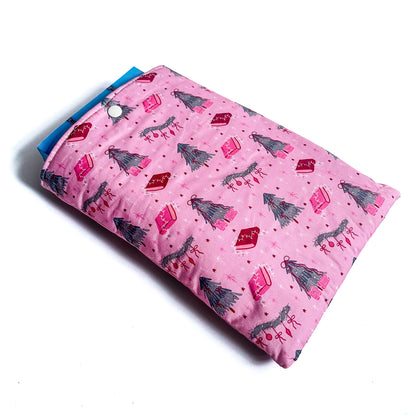 Cosy Christmas Book Sleeve