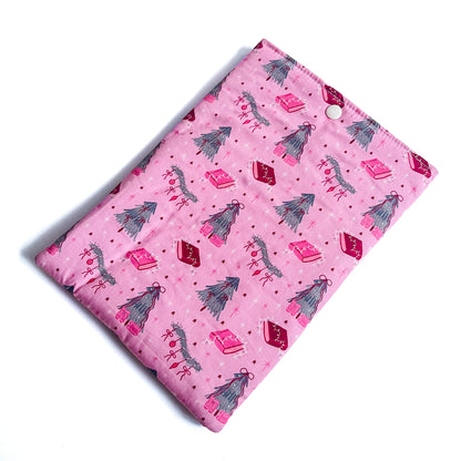 Cosy Christmas Book Sleeve