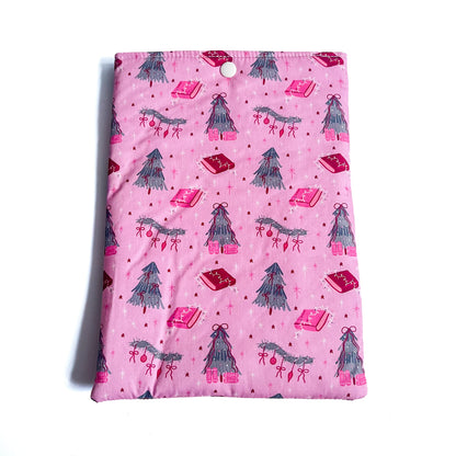 Cosy Christmas Book Sleeve