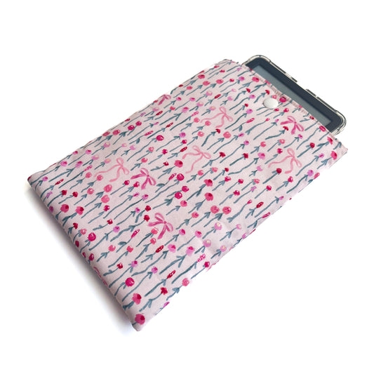 Tulips e-Reader Sleeve