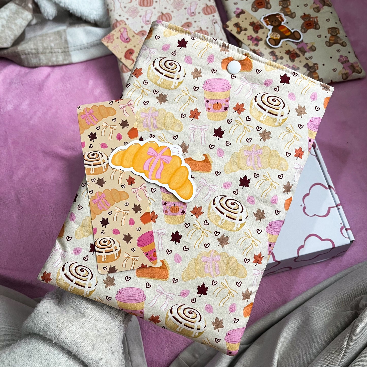 Autumn Book Sleeve Blind Box
